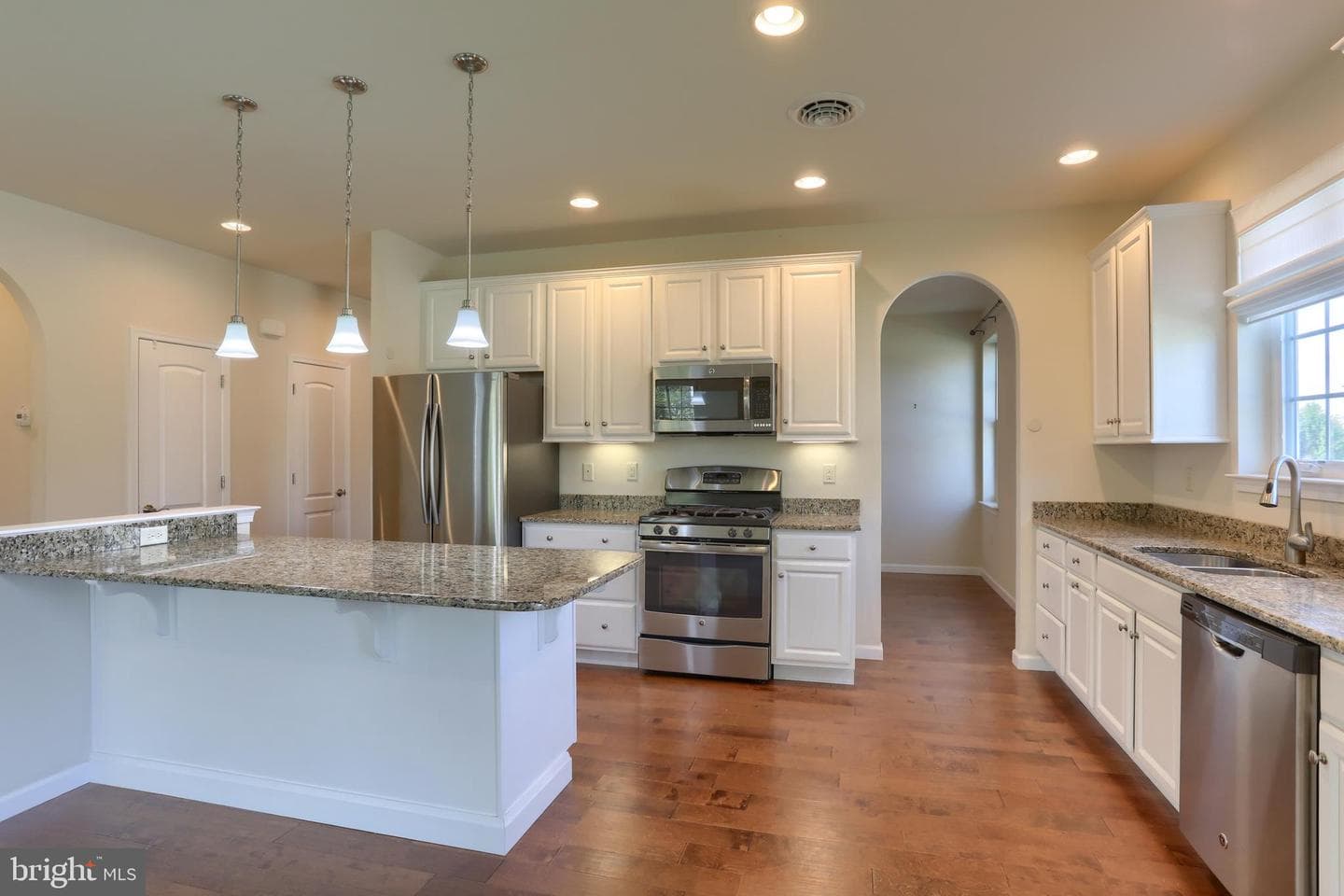 103 Windermere Dr photo 11