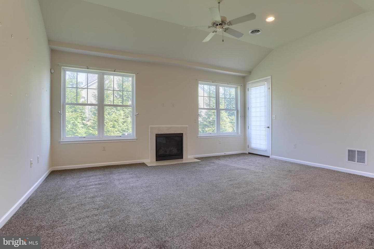 103 Windermere Dr photo 17