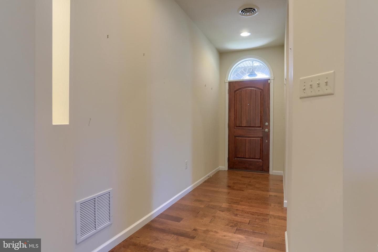 103 Windermere Dr photo 5