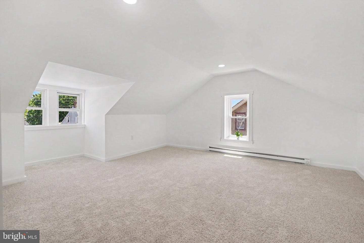 241 S 6th Street photo 24