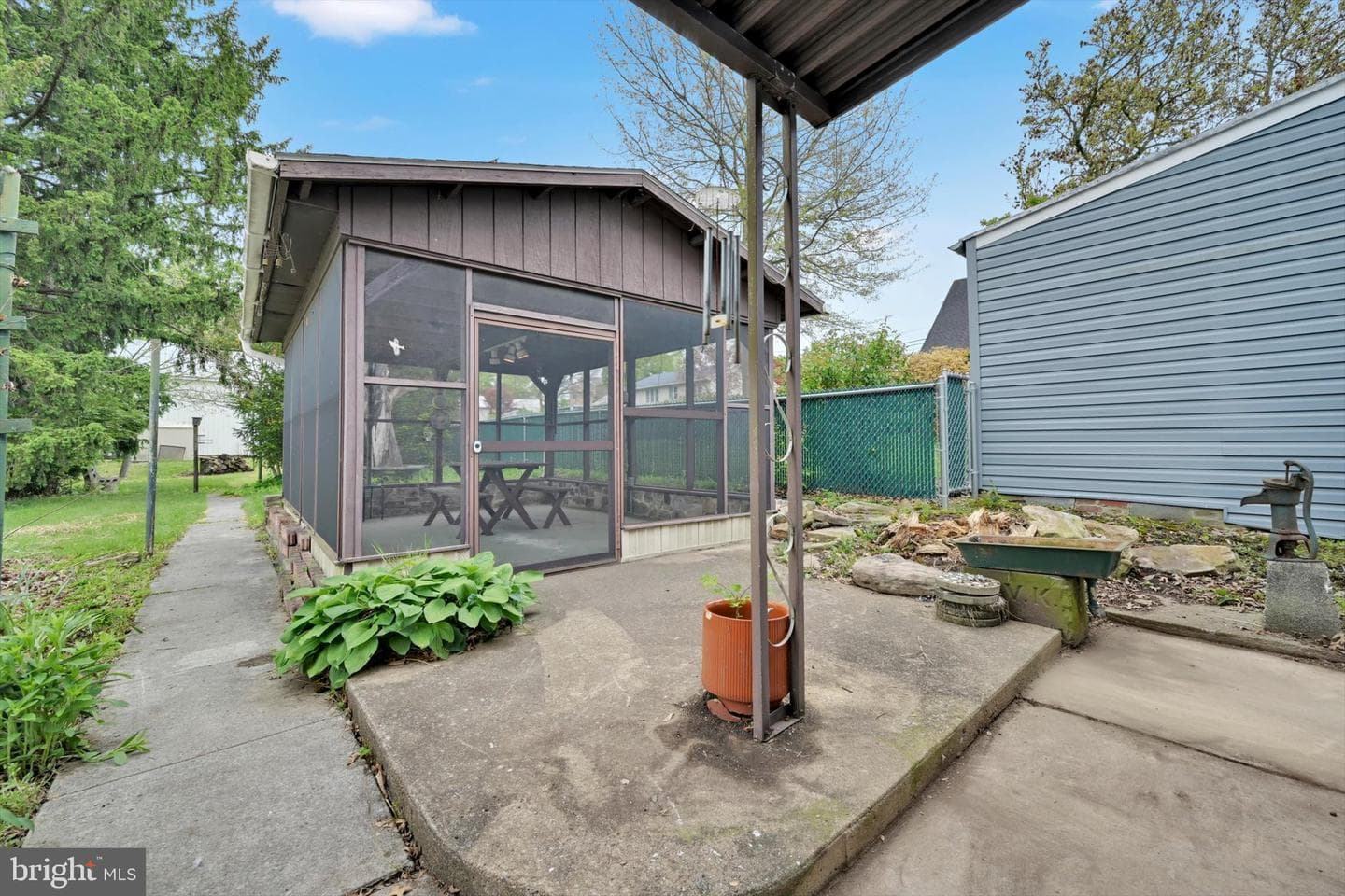 32 N Lancaster Street photo 25