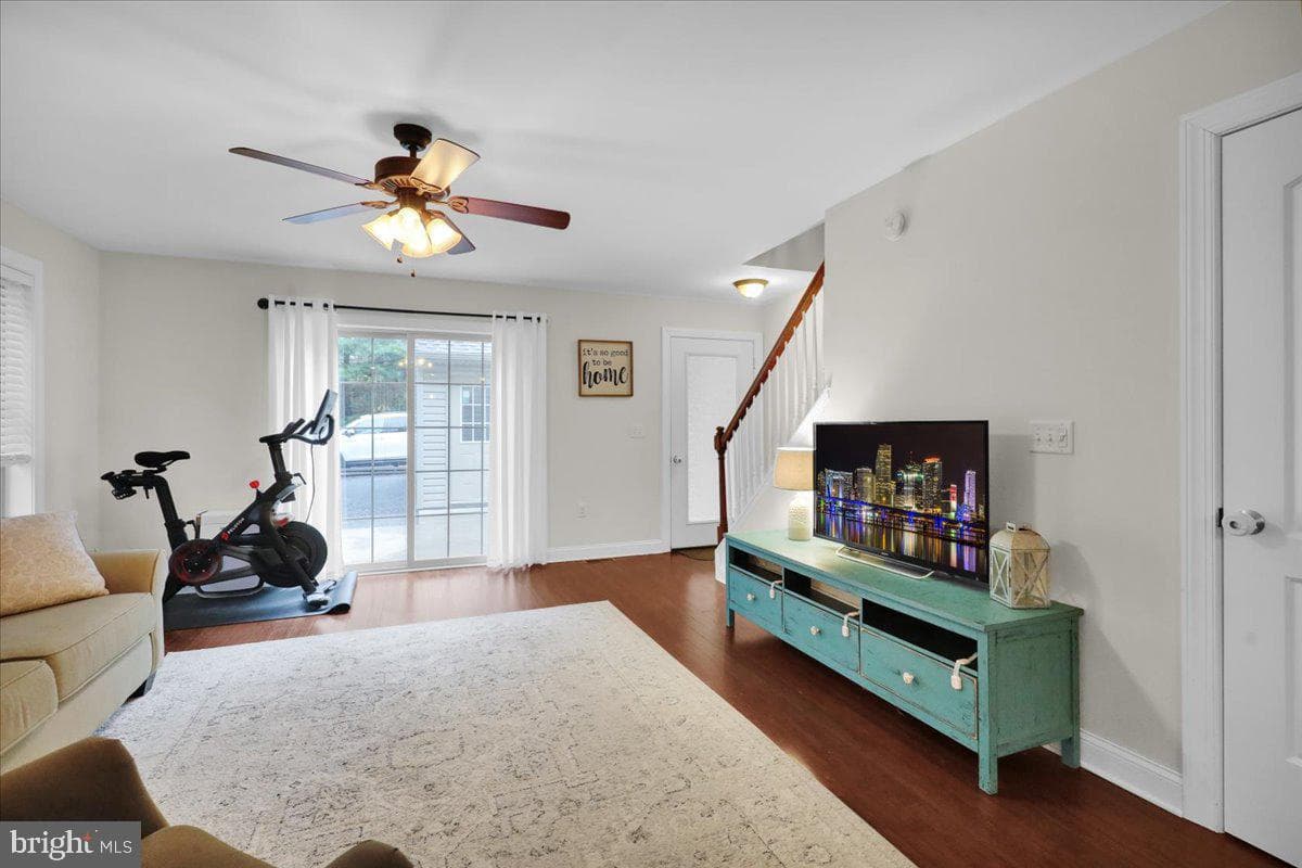368 Granite Street photo 11