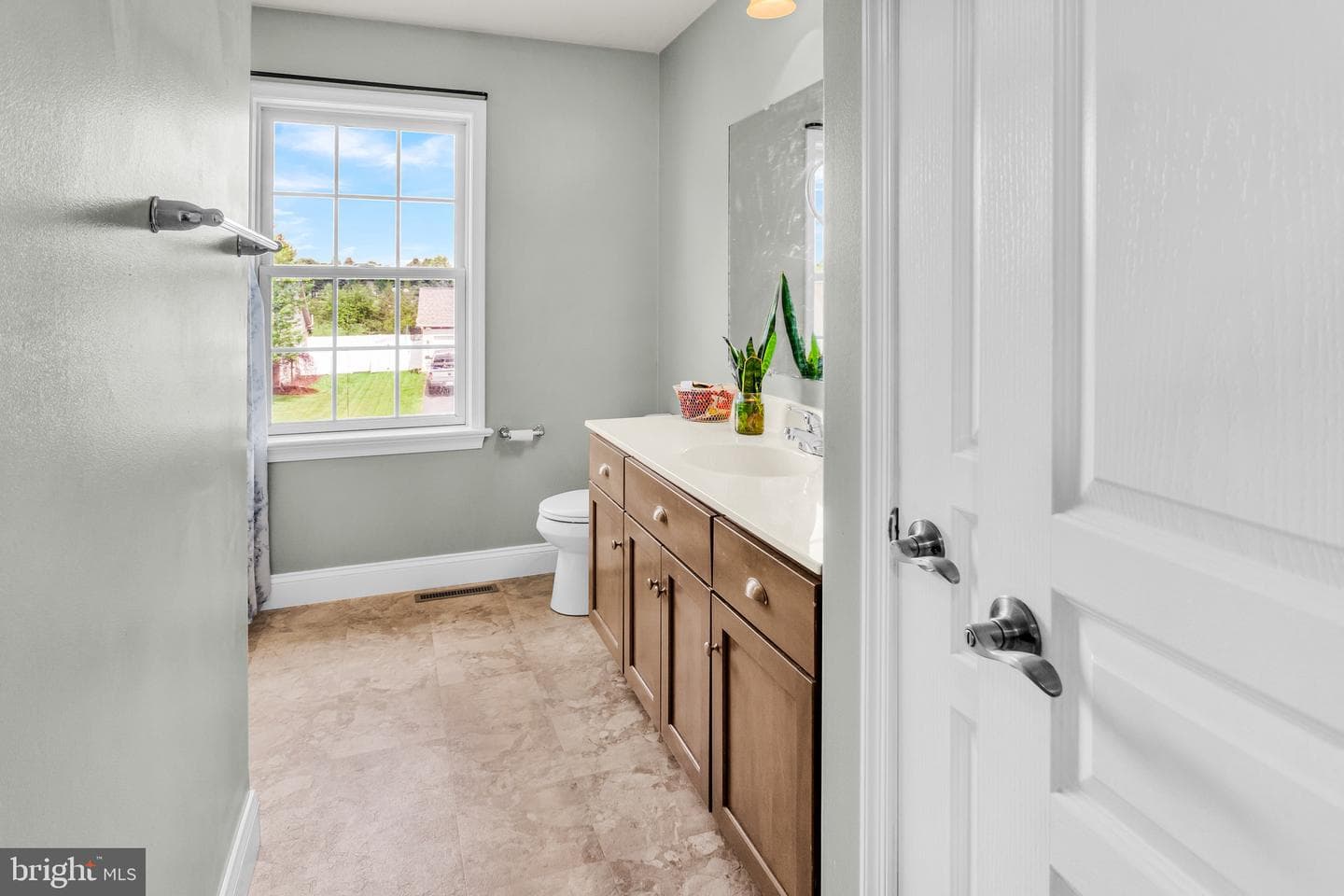 25 Springbrook Drive photo 16