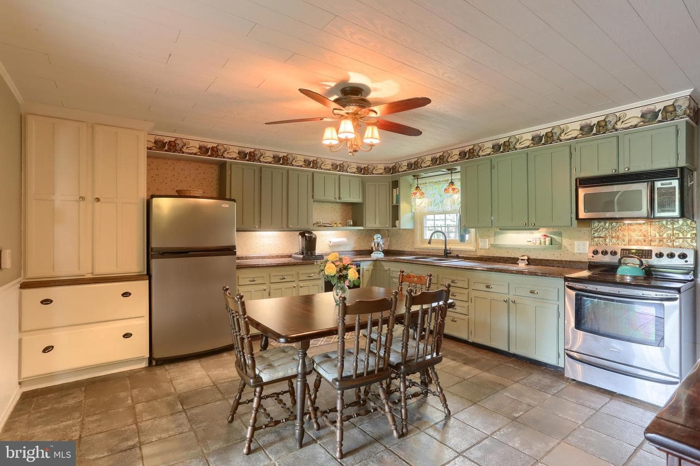 15 Alden Lane photo 10