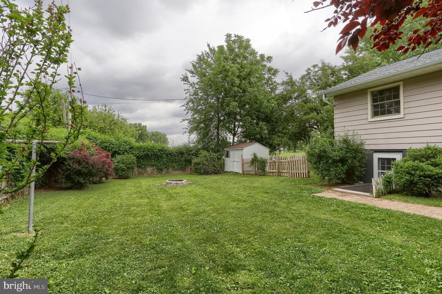 15 Alden Lane photo 33