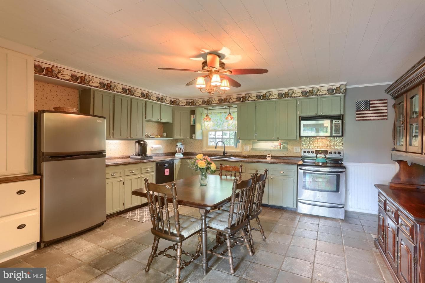 15 Alden Lane photo 8