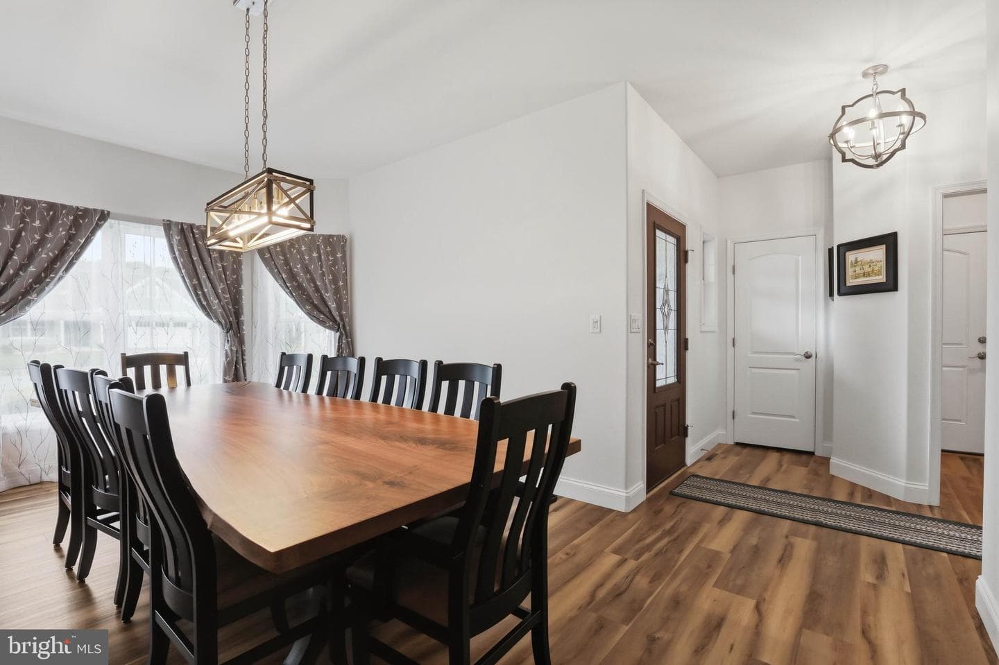 1084 Alden Way photo 9