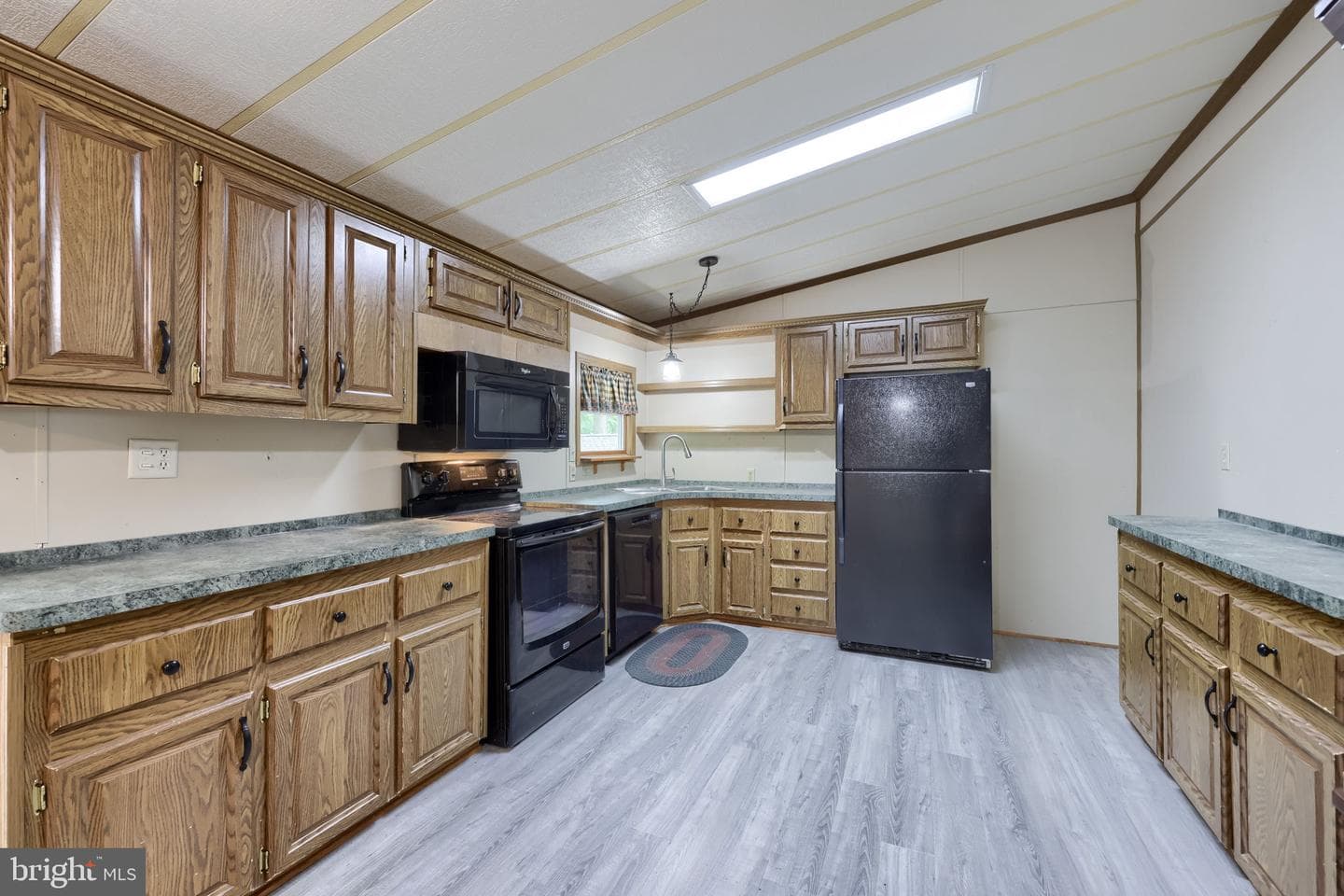 12 Poplar Drive photo 16