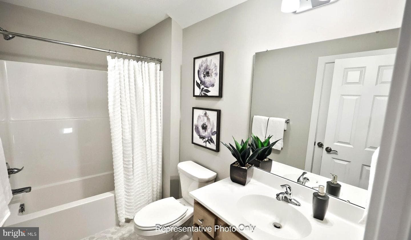 528 Stone Gate Boulevard photo 21