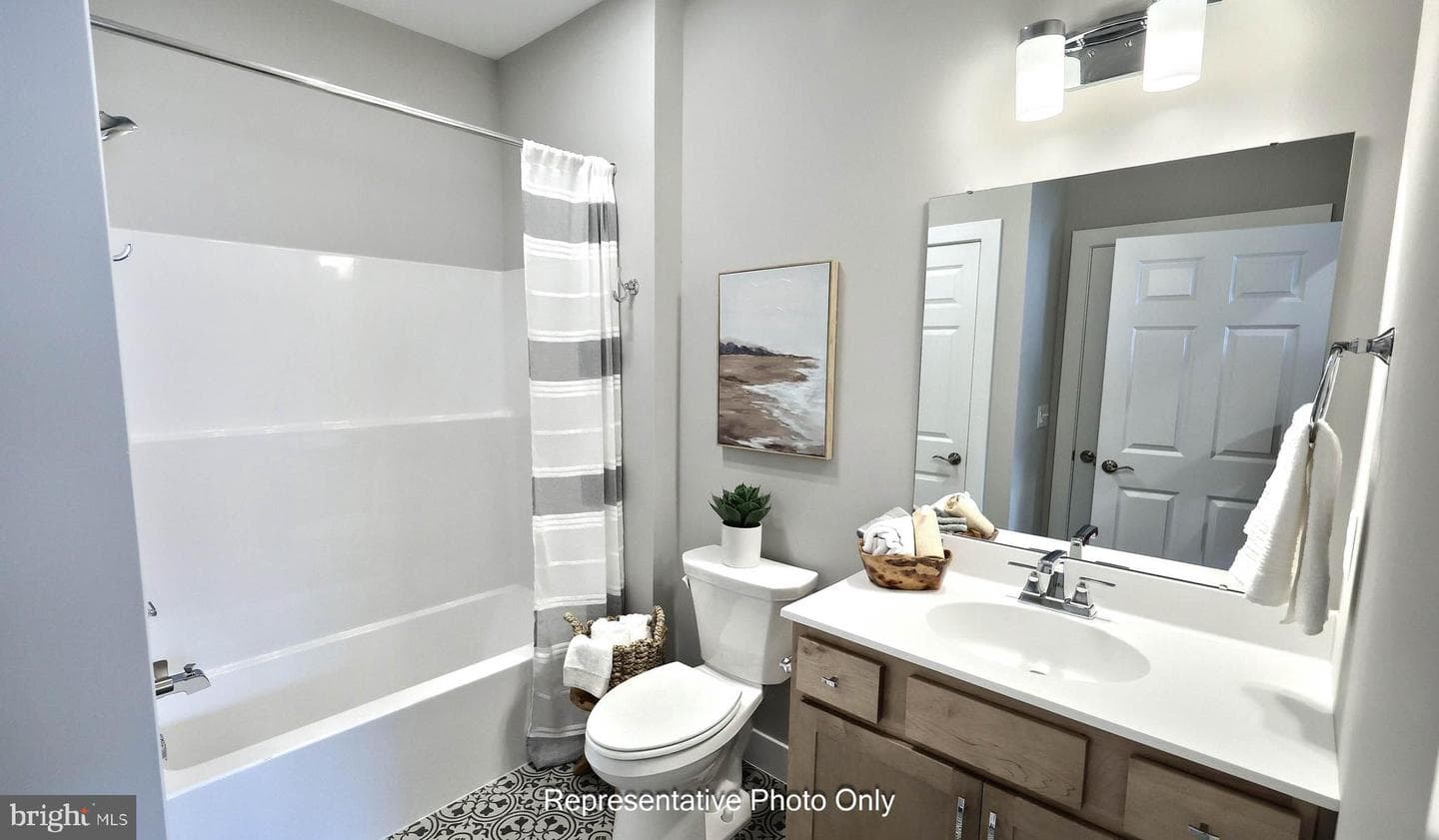 528 Stone Gate Boulevard photo 27