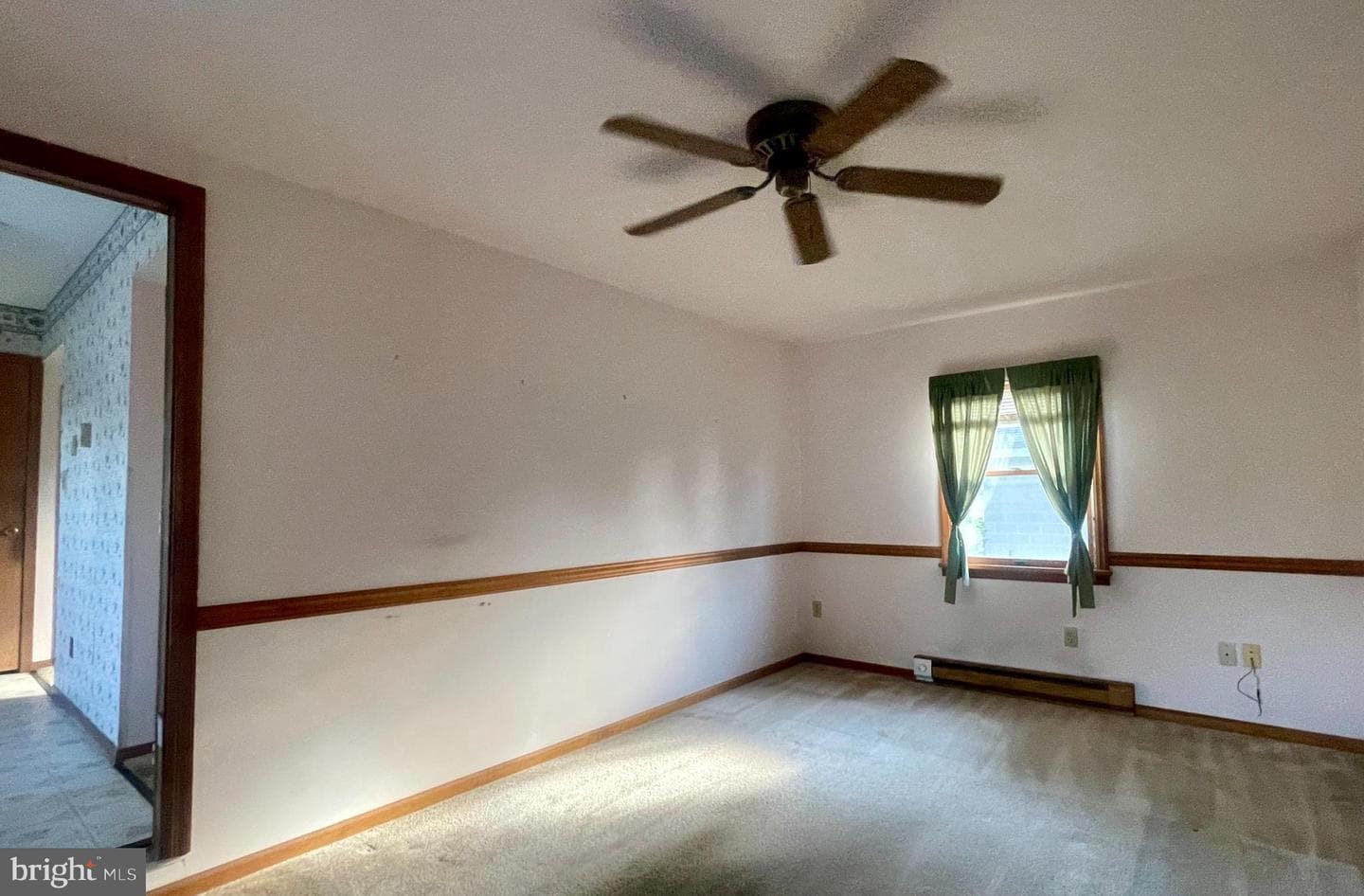 135 S Chestnut Street photo 9