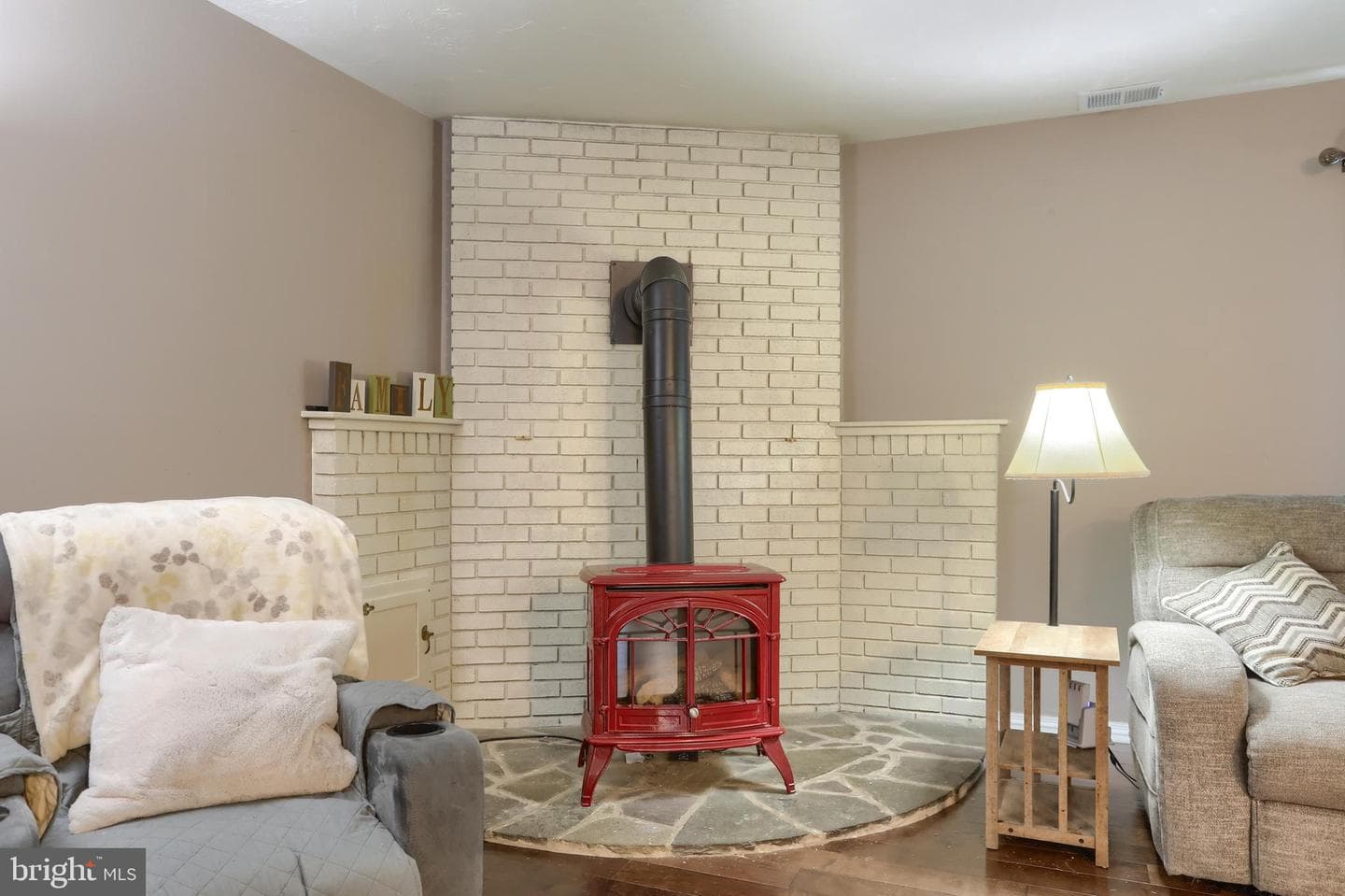 747 Barbara Ann Drive photo 10