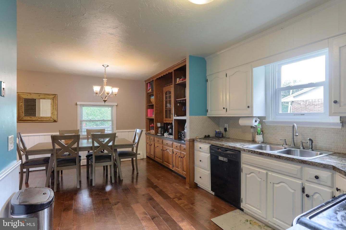 747 Barbara Ann Drive photo 17