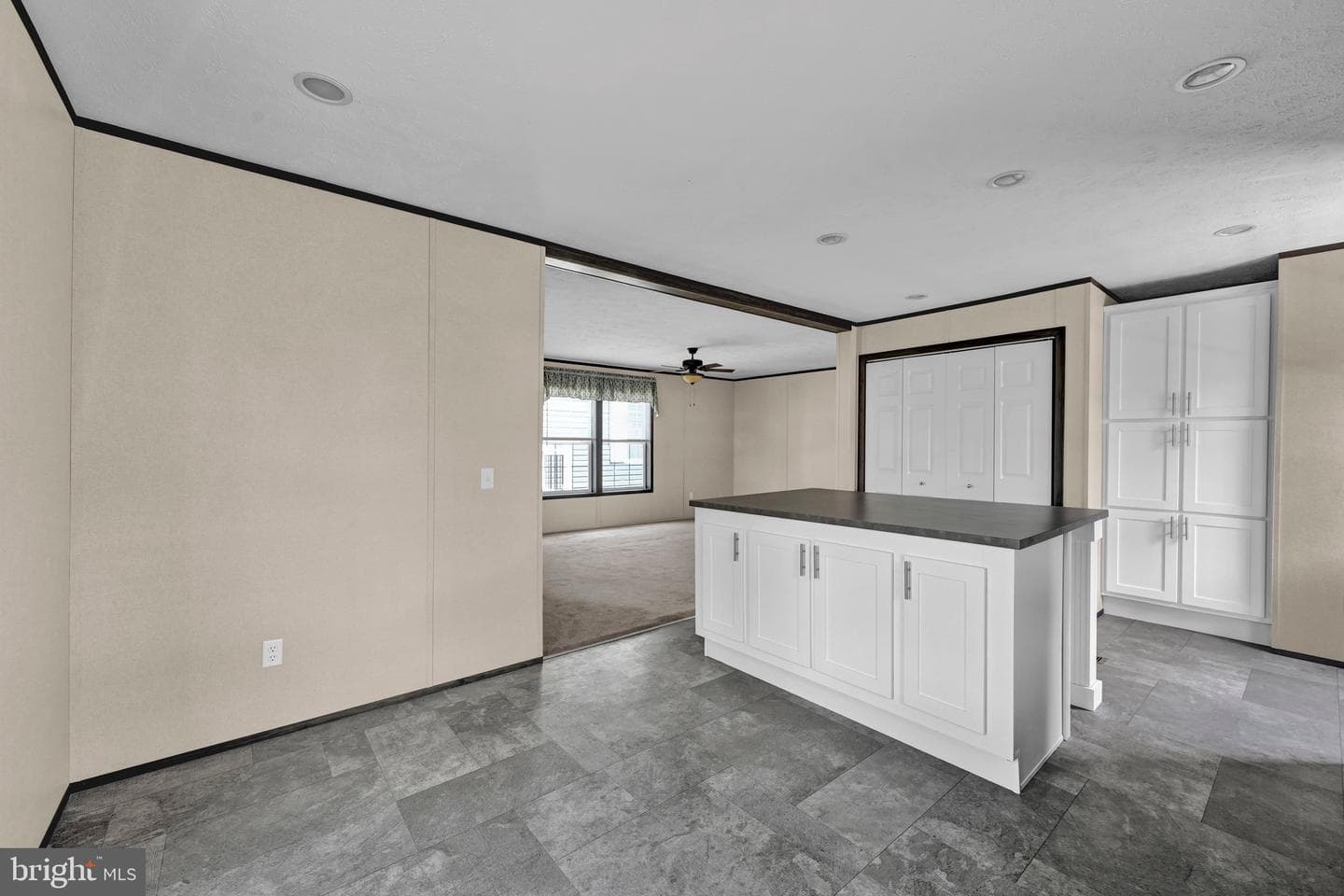 2110 Scull Street photo 10