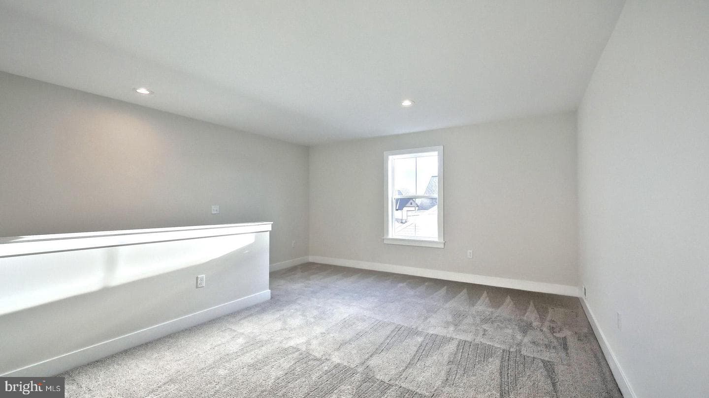 475 Pinnacle Ridge Drive photo 31