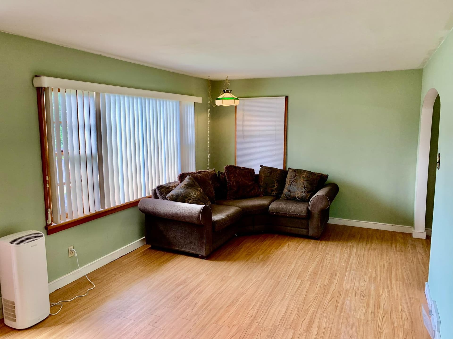 115 E Pershing Avenue photo 5