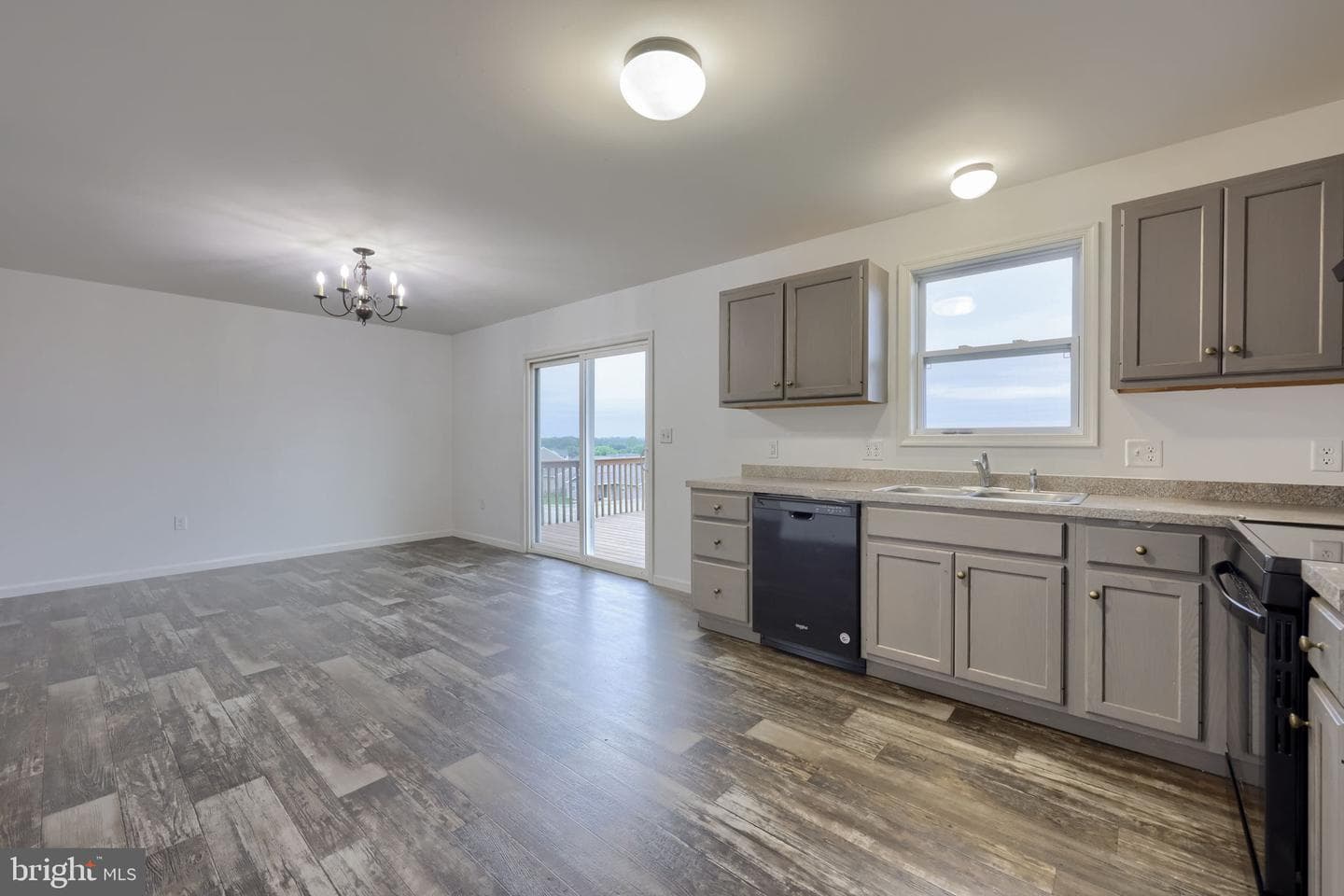 10 Hillside Drive photo 15