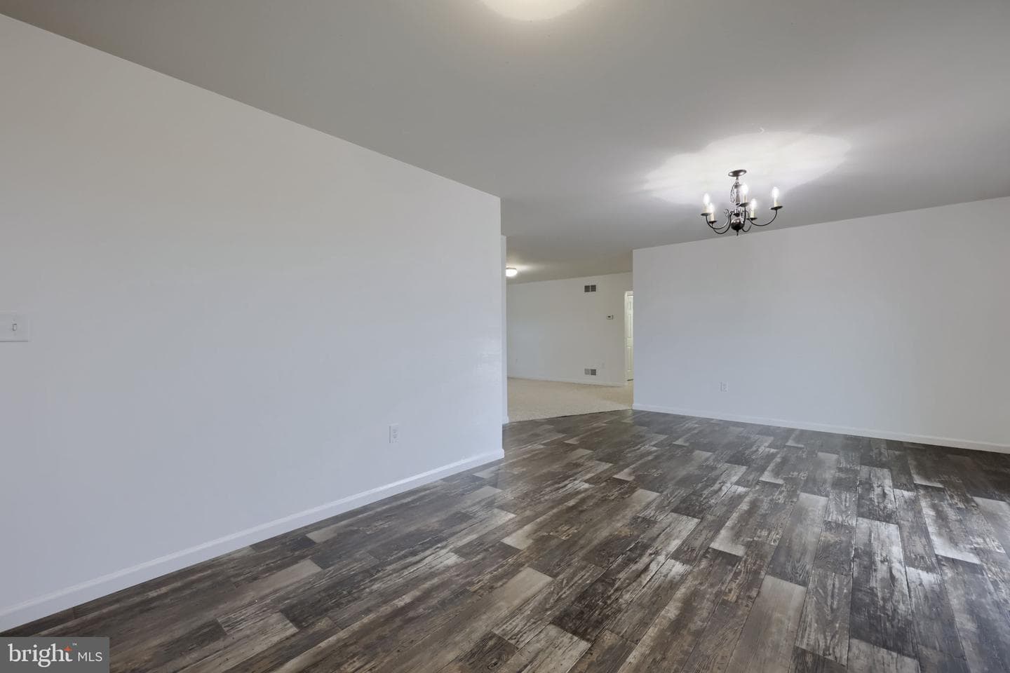 10 Hillside Drive photo 18