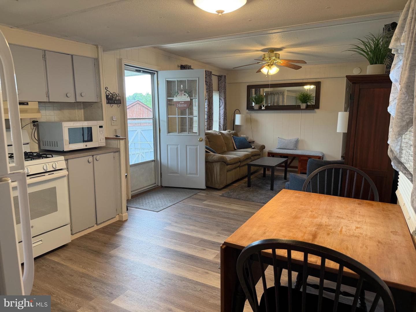 472 S Lancaster St #24 photo 4
