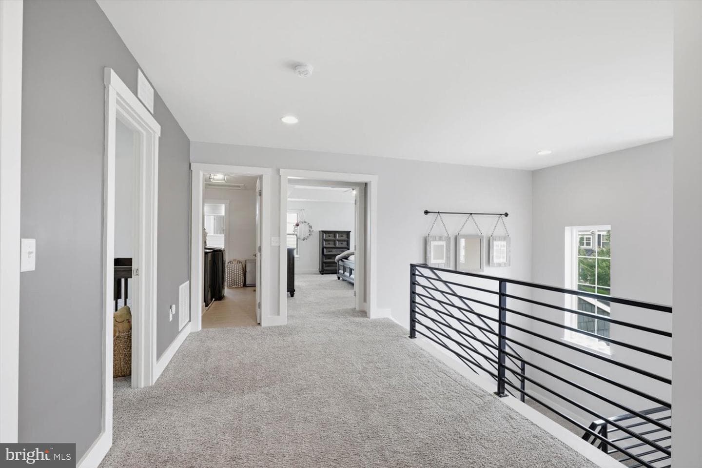 572 Nottingham Way photo 15