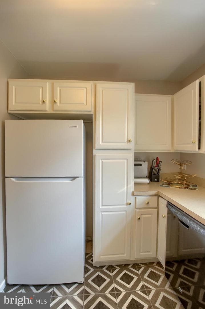 144 Spruce Ct U-0004 photo 13
