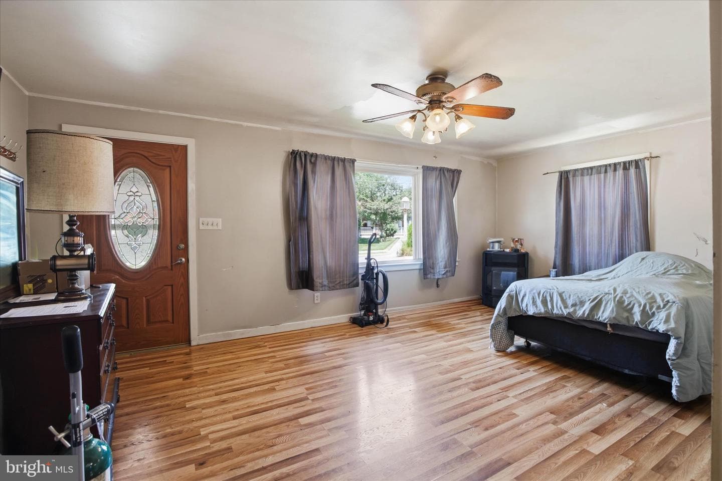 1110 Victor Street photo 4
