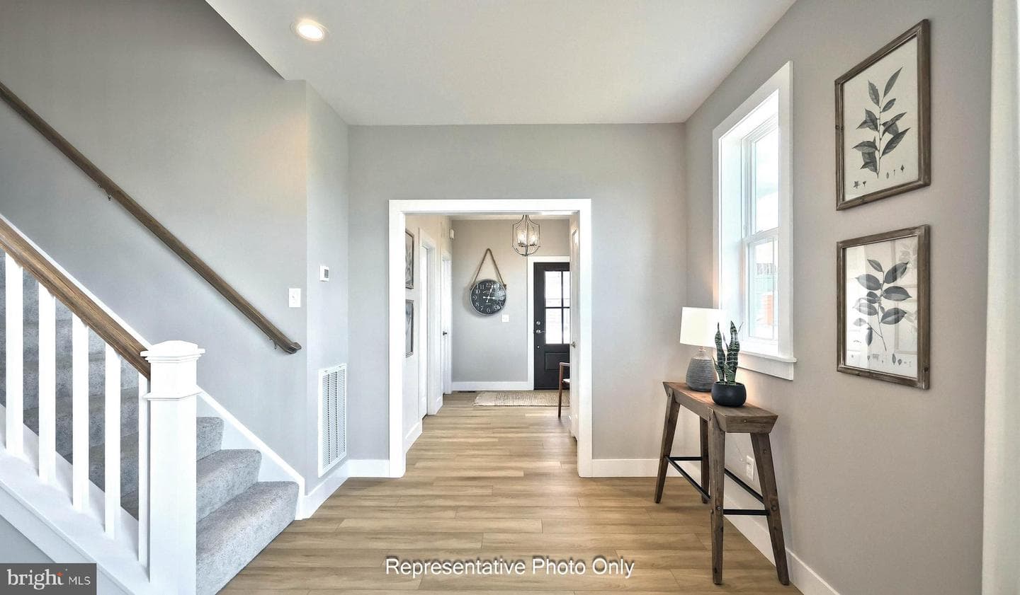 508 Stone Gate Boulevard photo 4
