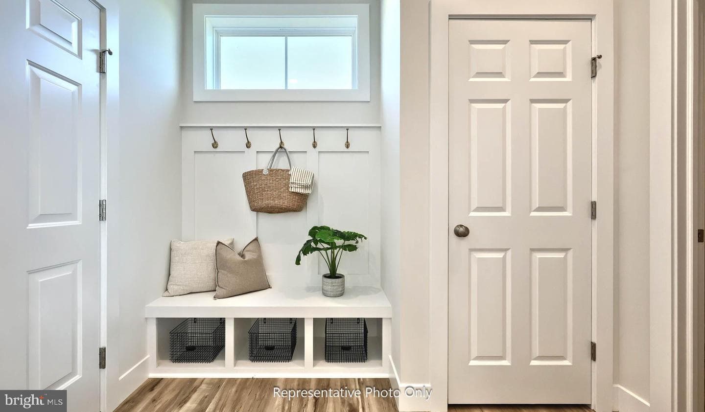 125 Alexandria Drive photo 25