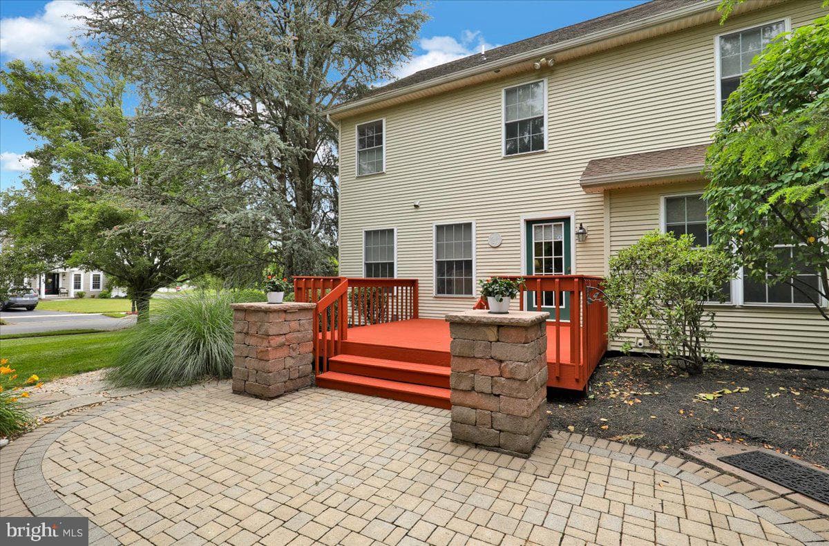 128 Macintosh Drive photo 41