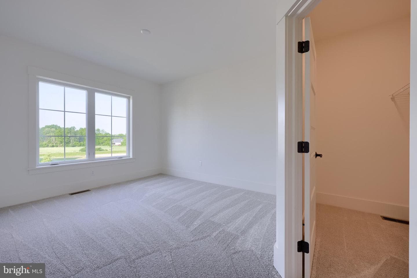 836 Wheatfield Lane photo 25