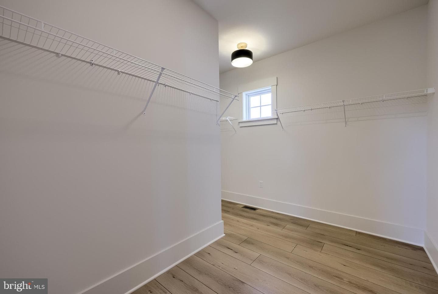 840 Wheatfield Lane photo 33