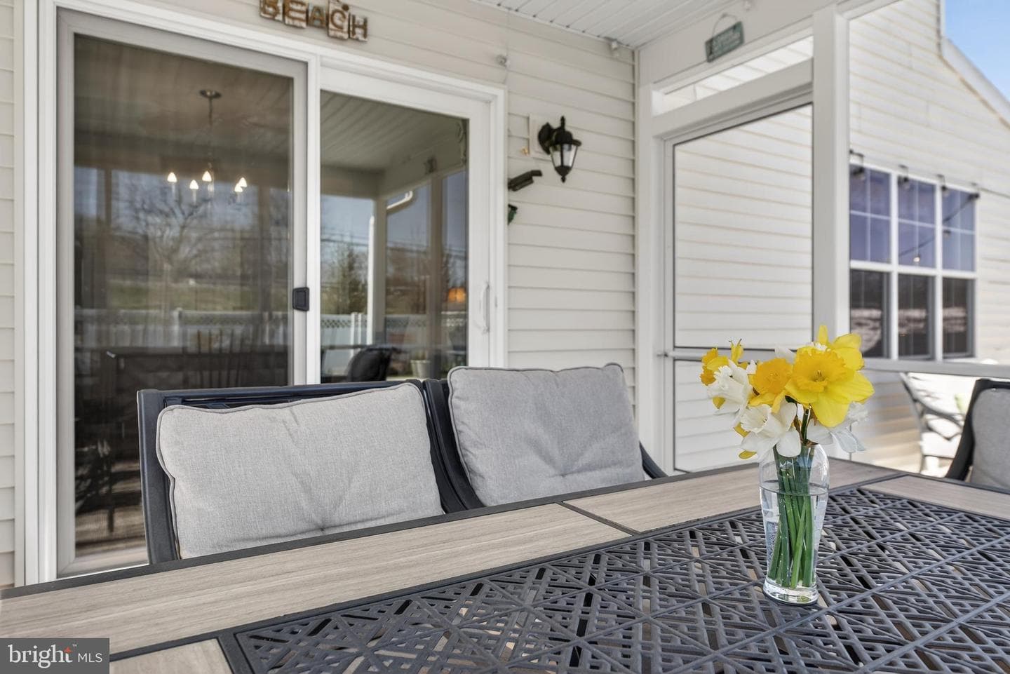 13 Blue Jay Way photo 29