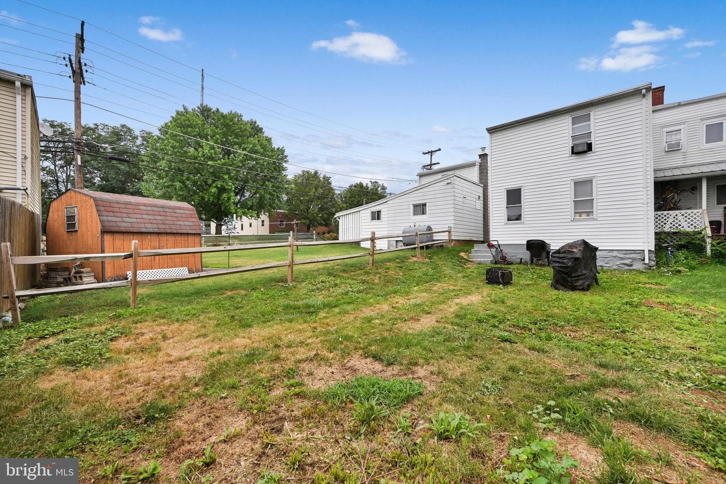 1605 Center Street photo 27