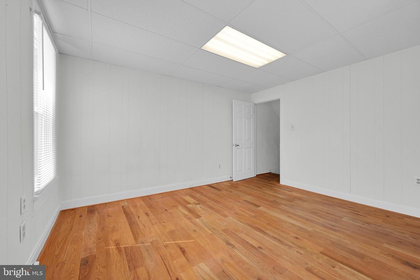 129 N Railroad Street photo 14