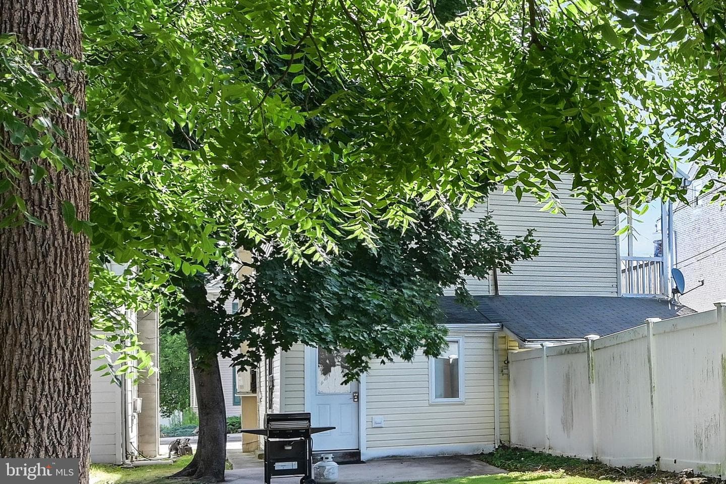 129 N Railroad Street photo 28