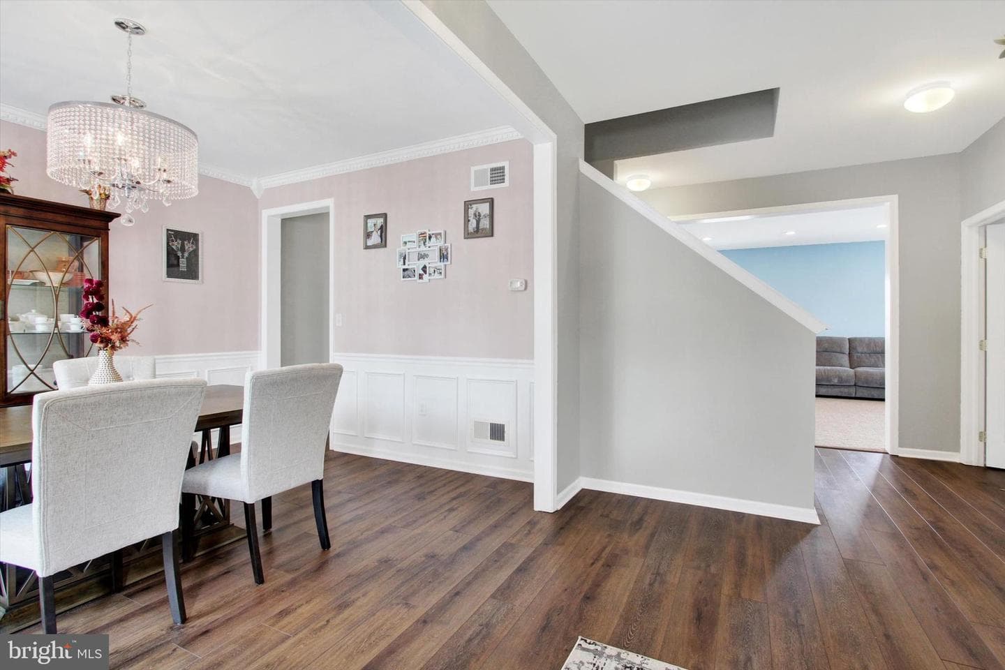 627 Saddle Road photo 11