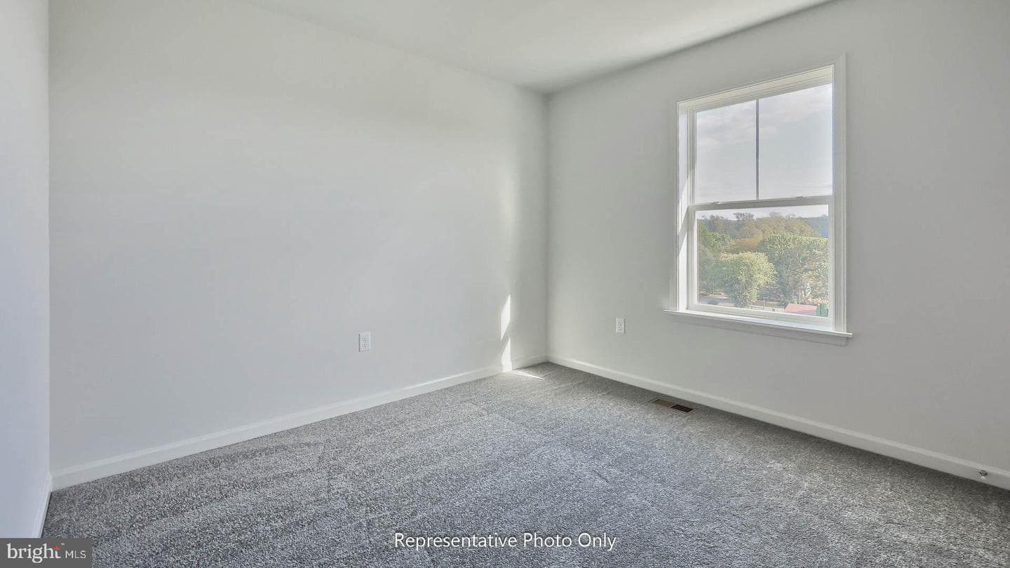 130 Foundry Lane photo 17