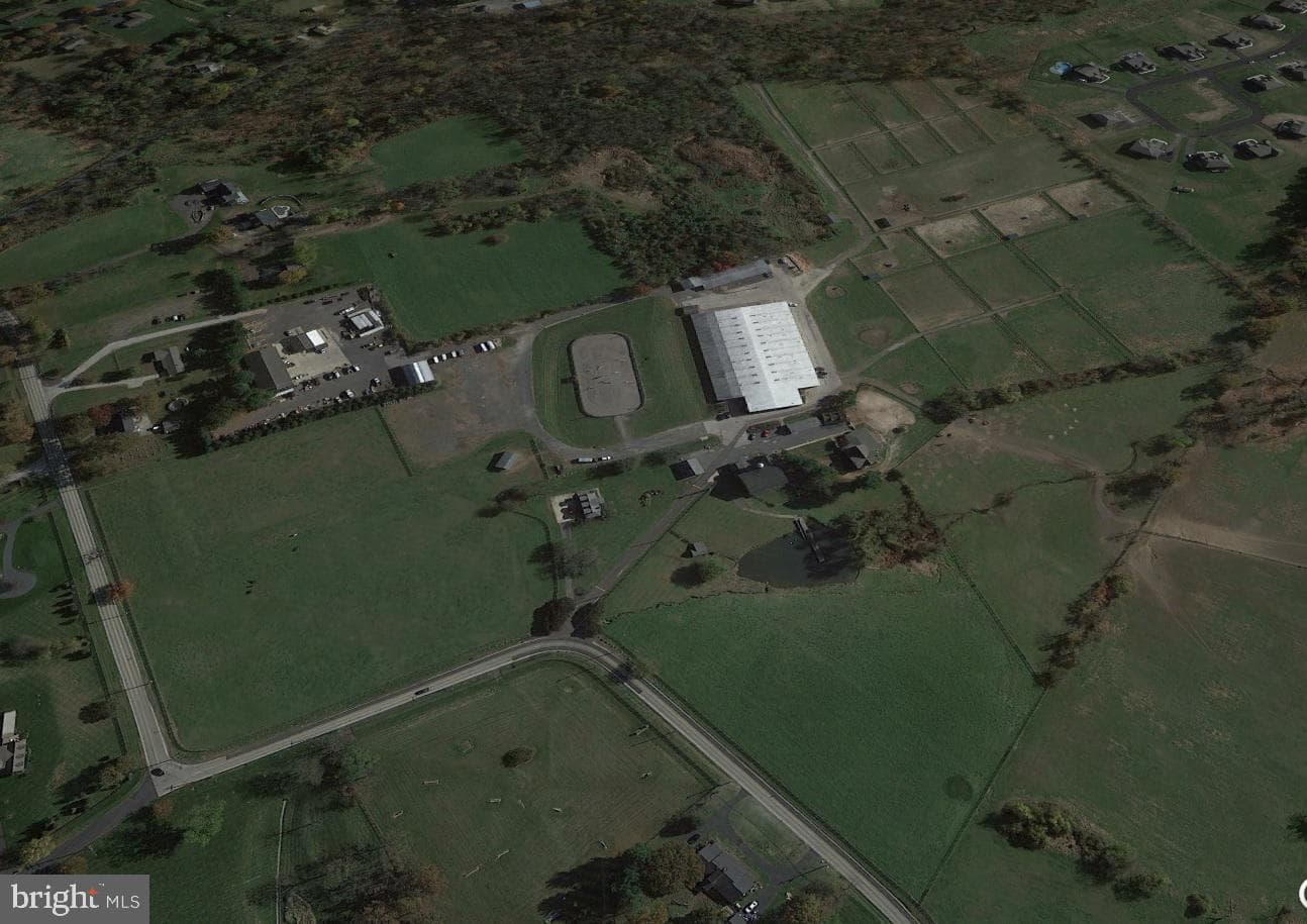 1600 Potshop Road photo 7