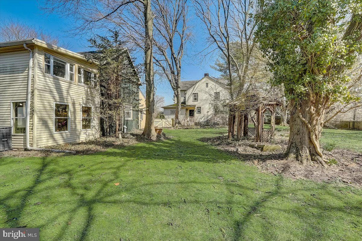 1525 Limekiln Pike photo 28