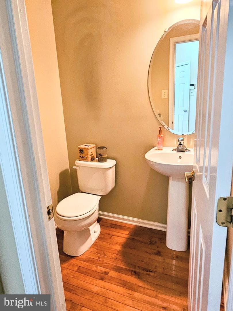 220 Hampton Green Drive photo 9