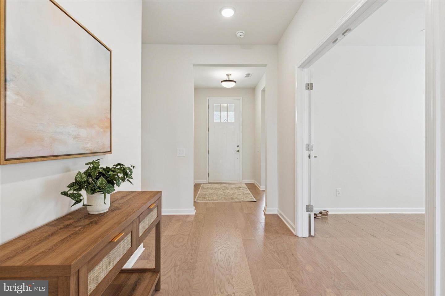 1095 Owen Lane photo 3