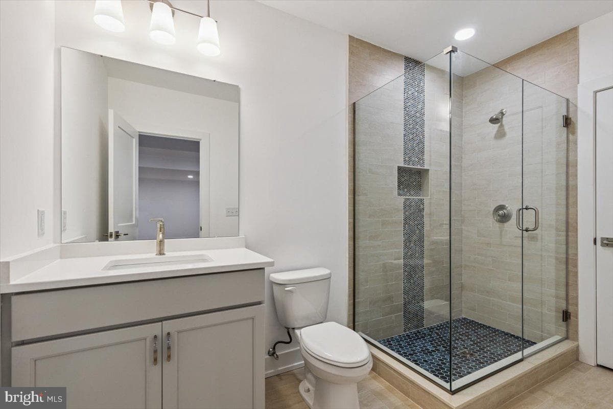 819 Cherry Lane photo 7