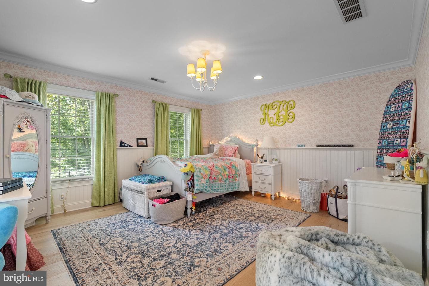 901 Ashbourne Way photo 37