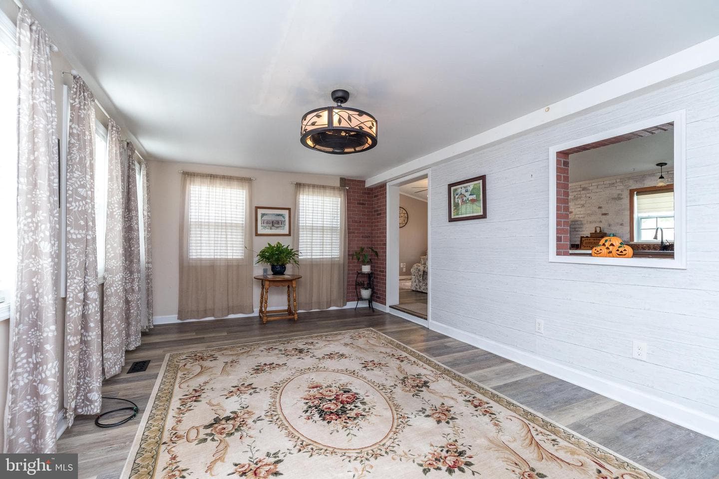 25 Chestnut Court E photo 11