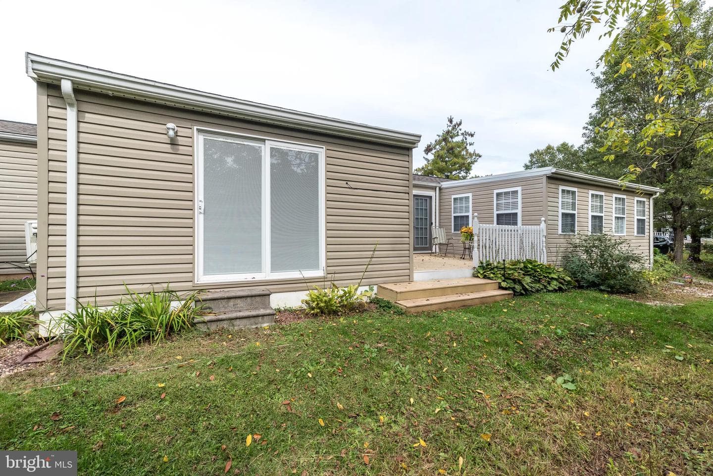 25 Chestnut Court E photo 4