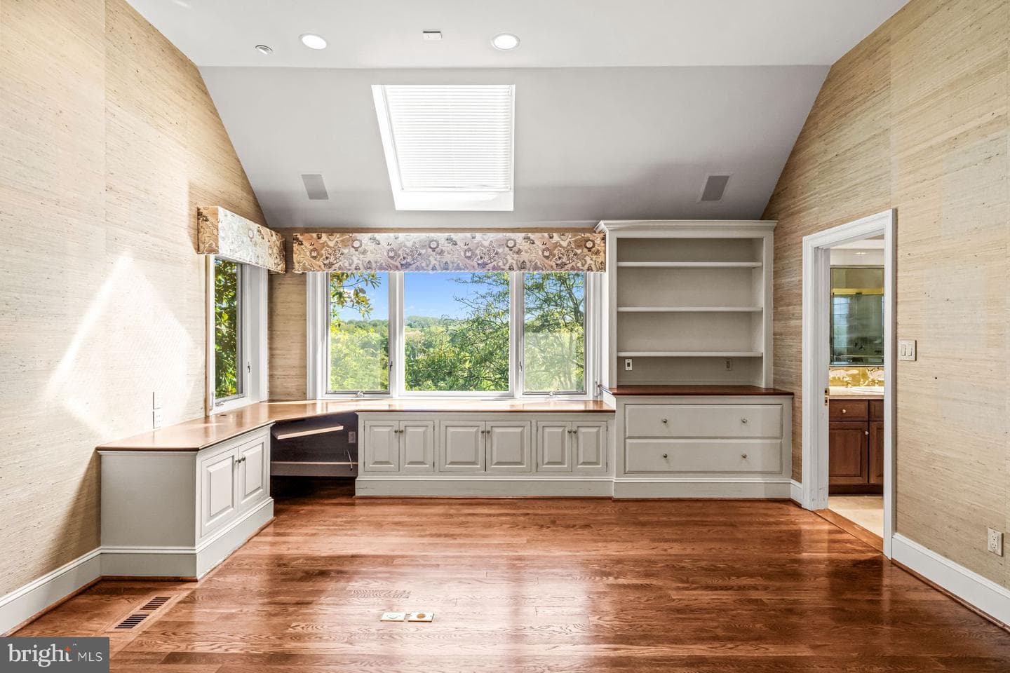 1225 Country Club Road photo 48