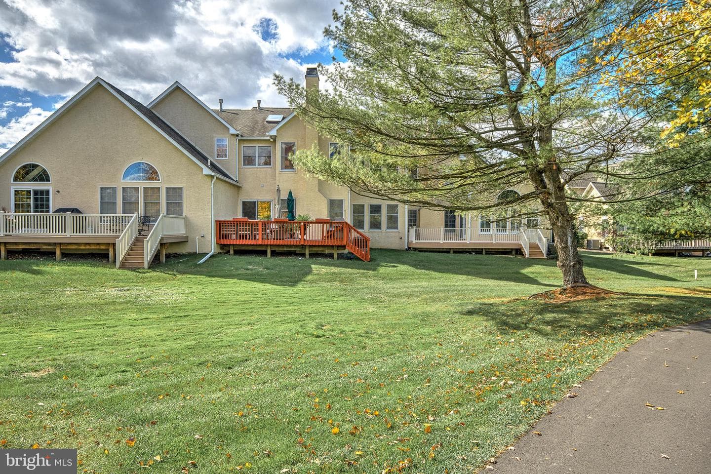 145 Sawgrass Drive photo 43