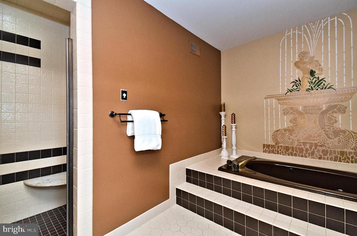 1501 Valley View Drive photo 23