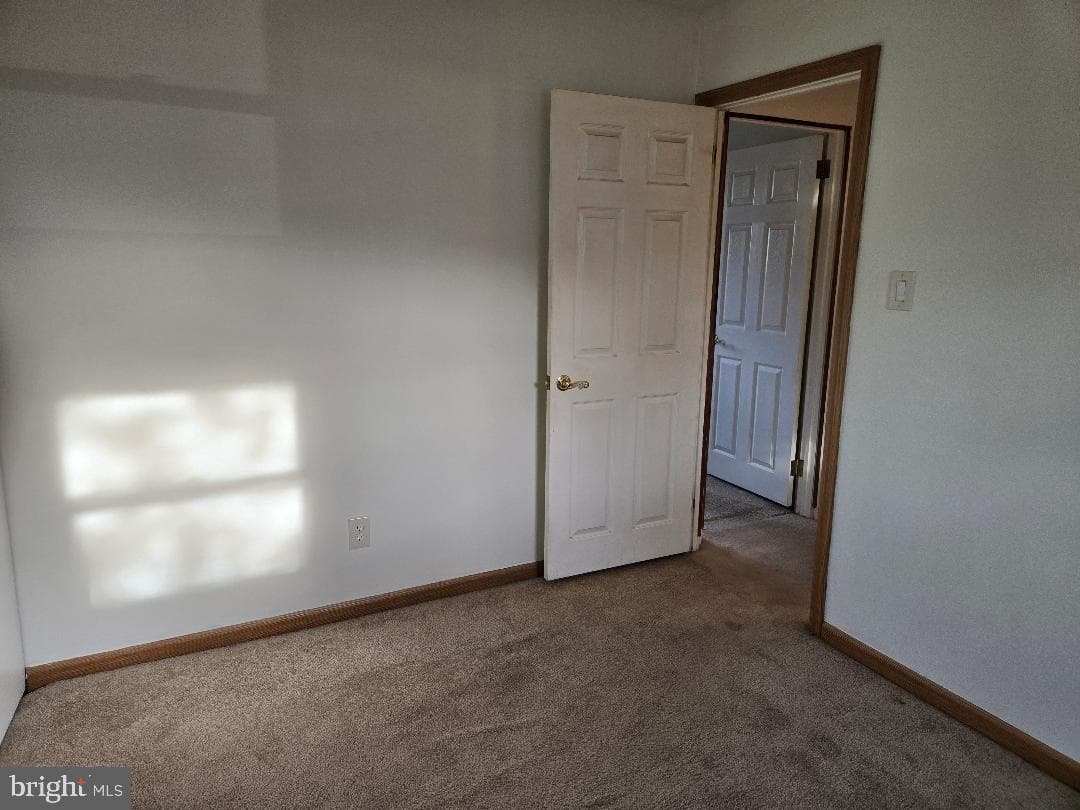 142 Greenbelt Drive photo 7