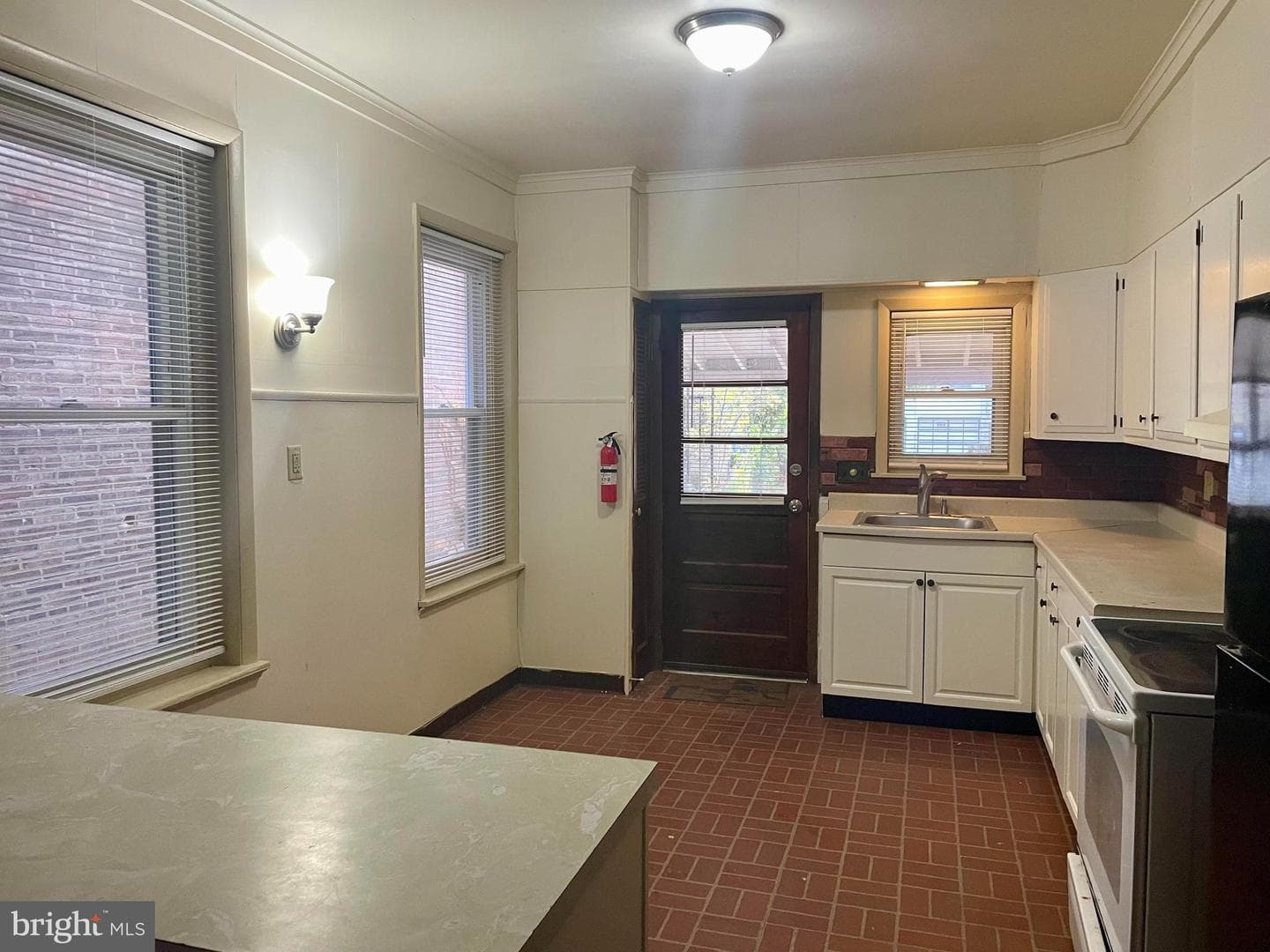 256 Beech Street photo 12